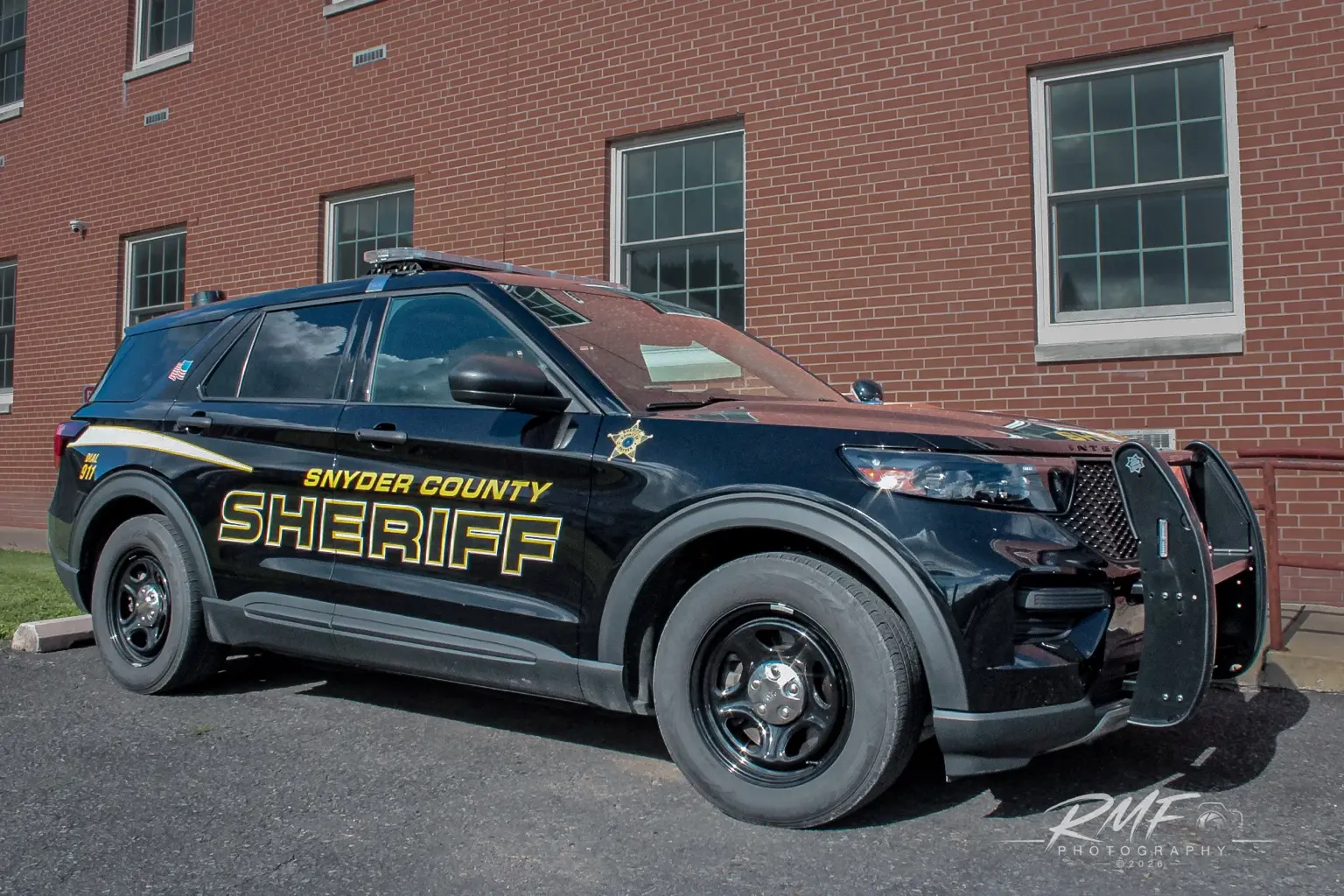 Snyder County sheriff vehicle portrait